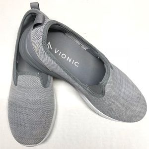 Vionic flat knit slip on shoes style Delaney VGC